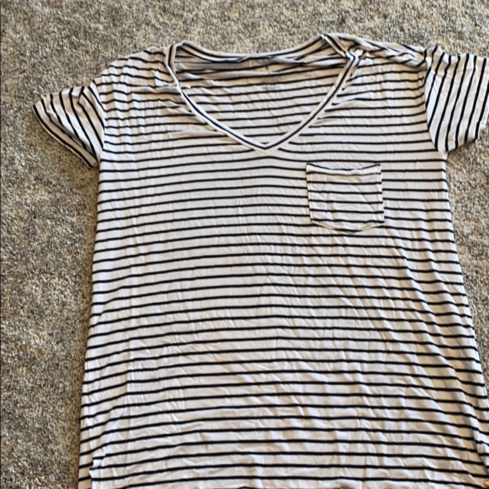 American Eagle White Striped shirt